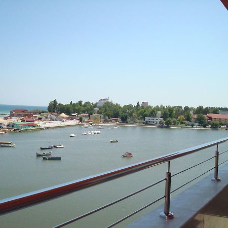 Hotel Prestige Costinesti Bagian luar foto