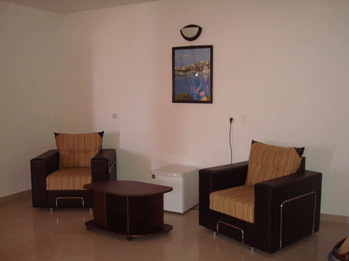 Hotel Prestige Costinesti Ruang foto